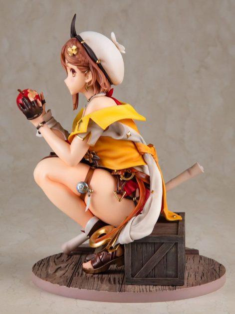 atelier ryza lost legends and the secret fairy reisalin stout scale figure ()