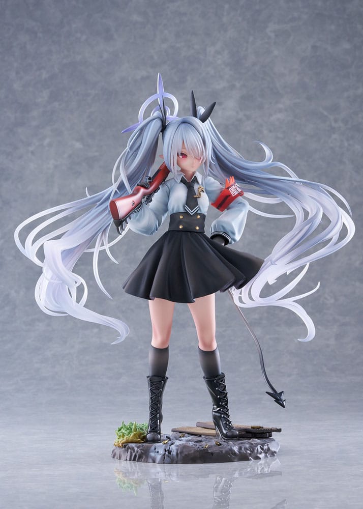 blue archive shiromi iori scale figure ()