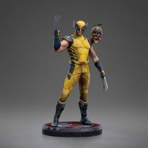 deadpool art scale wolverine and headpool statue ()