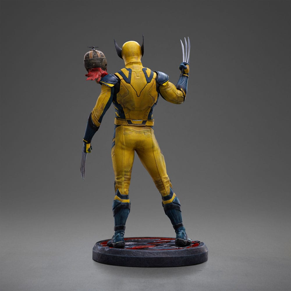 deadpool art scale wolverine and headpool statue ()