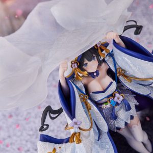 is it wrong to try to pick up girls in a dungeon hestia shiromuku ver scale figure ()