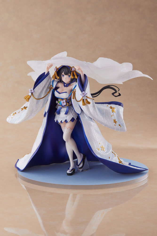 is it wrong to try to pick up girls in a dungeon hestia shiromuku ver scale figure ()