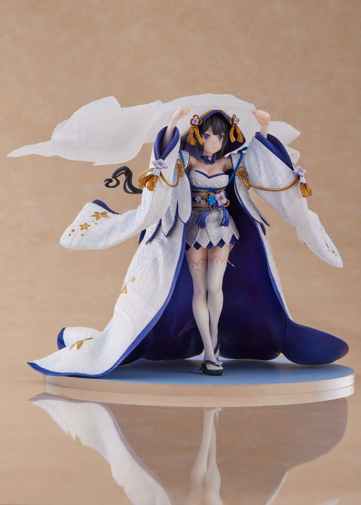 is it wrong to try to pick up girls in a dungeon hestia shiromuku ver scale figure ()