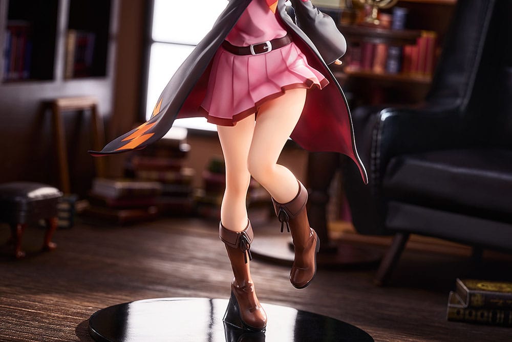 konosuba gods blessing on this wonderful world megumin scale figure ()