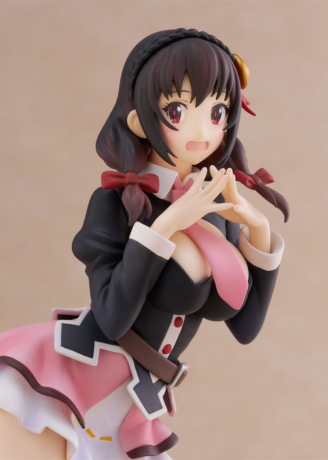 konosuba gods blessing on this wonderful world yunyun dx ver scale figure ()