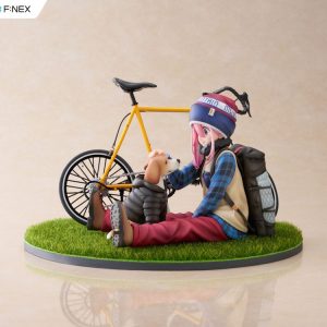 laid back camp nadeshiko kagamihara scale figure ()