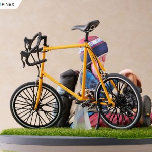 laid back camp nadeshiko kagamihara scale figure ()