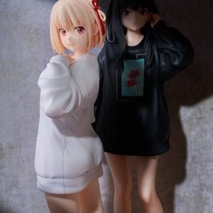 lycoris recoil chisato nishikigi oversized sweatshirt ver scale figure ()