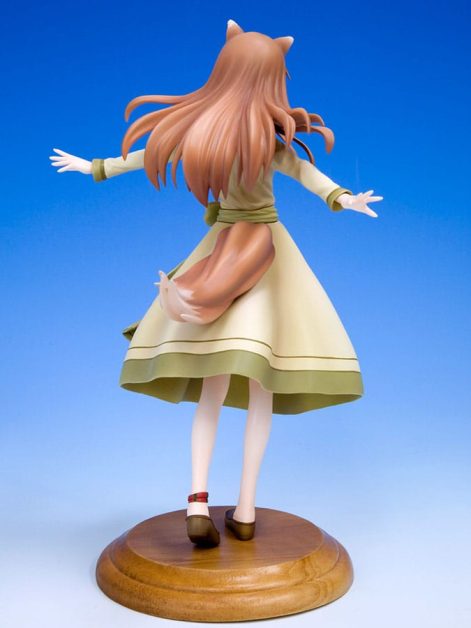 spice and wolf holo scale figure ()