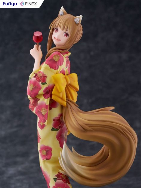 spice and wolf holo yukata ver scale figure ()