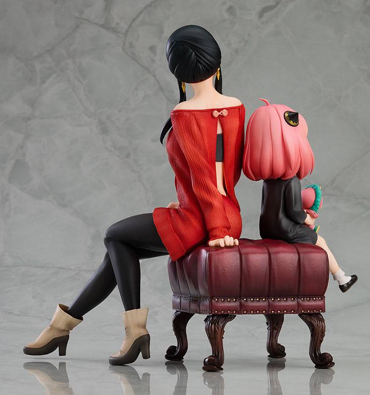 spy x family anya yor cm scale figure ()