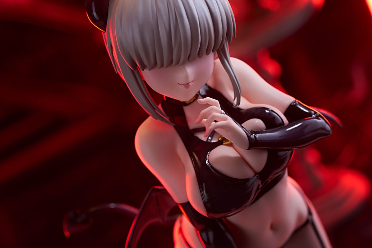 uzaki chan wants to hang out double yanagi uzaki little devil ver scale figure ()