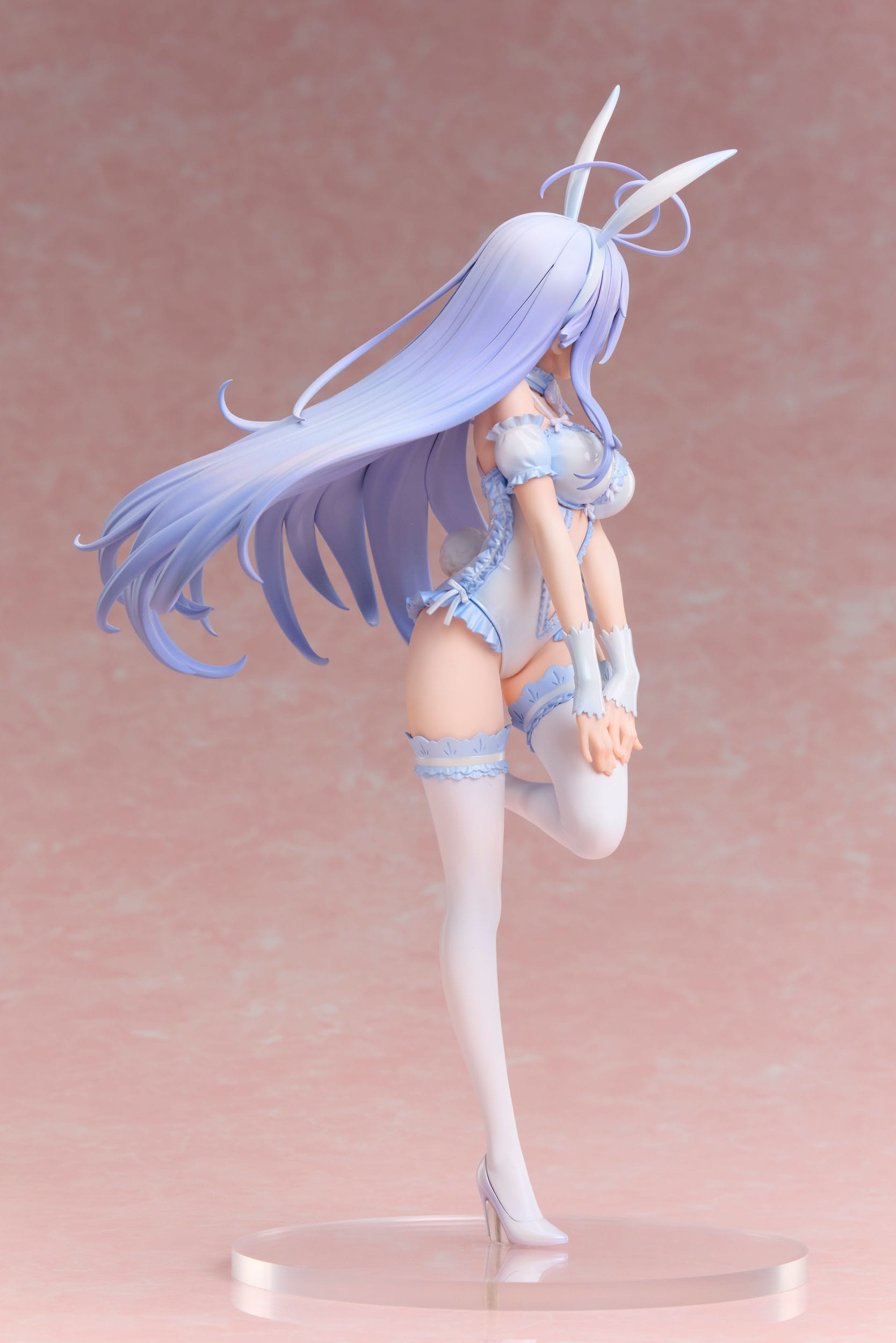 eighty six lena bunny ver scale figure ()