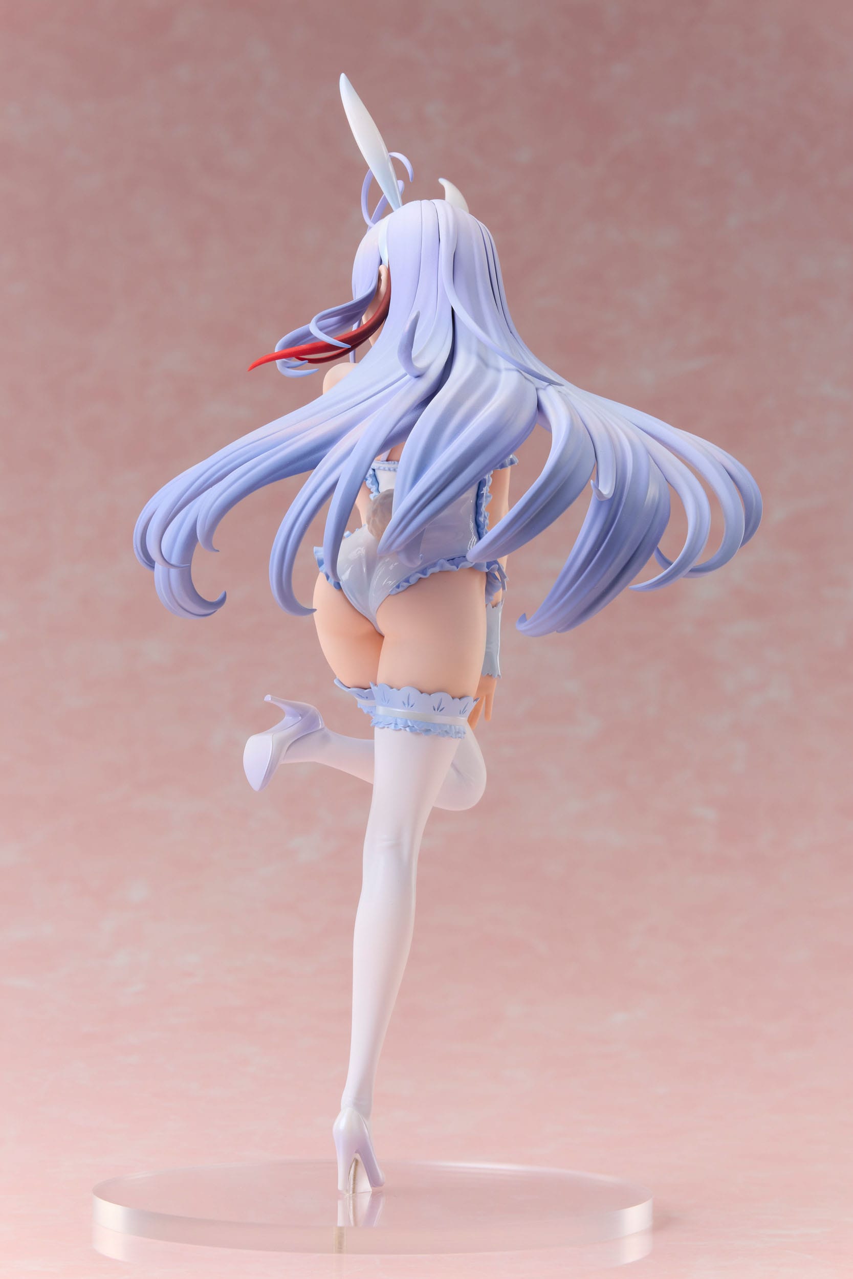 eighty six lena bunny ver scale figure ()