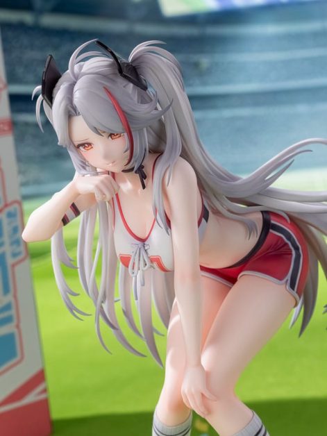 azur lane prinz eugen brilliant touchdown ver scale figure ()