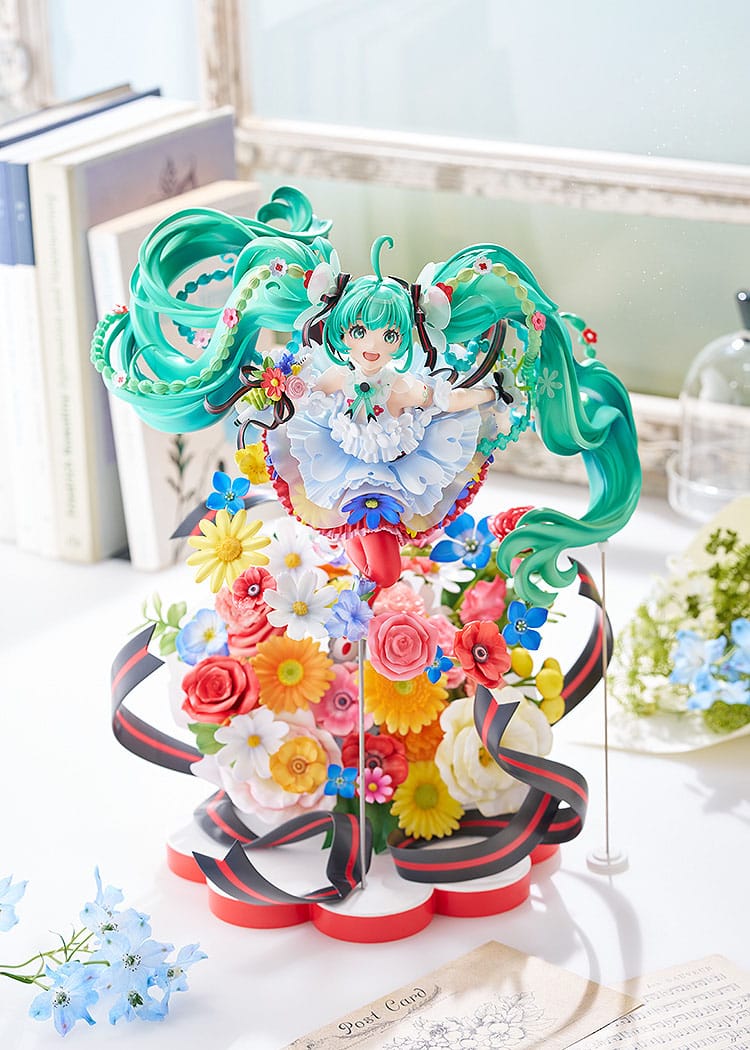 hatsune miku japan live tour blooming scale figure ()