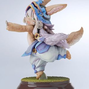 made in abyss the golden city of the scorching nanachi new outfit ver scale figure ()