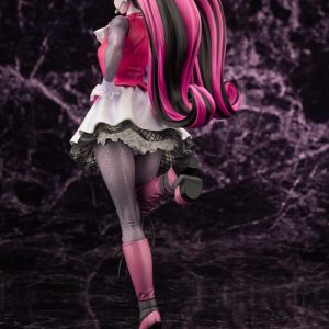 monster high draculaura scale figure ()