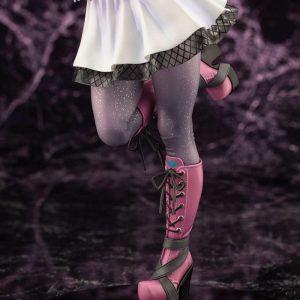 monster high draculaura scale figure ()