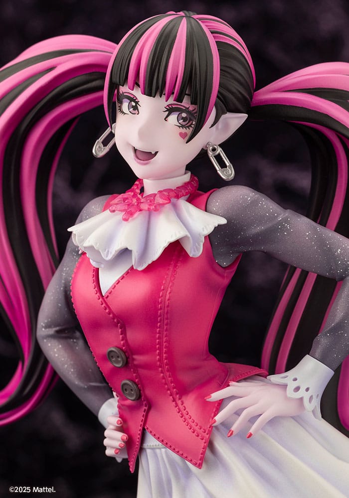monster high draculaura scale figure ()