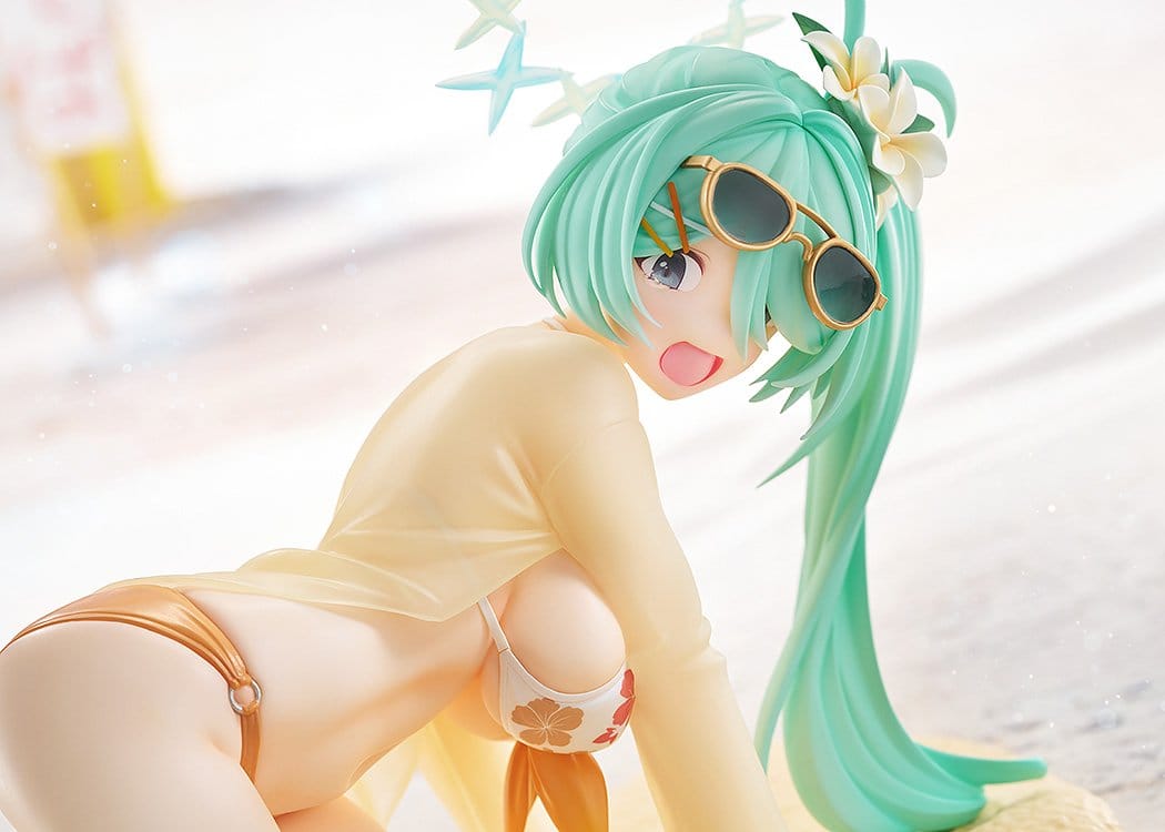 blue archive hiyori swimsuit memorial lobby ver scale figure ()
