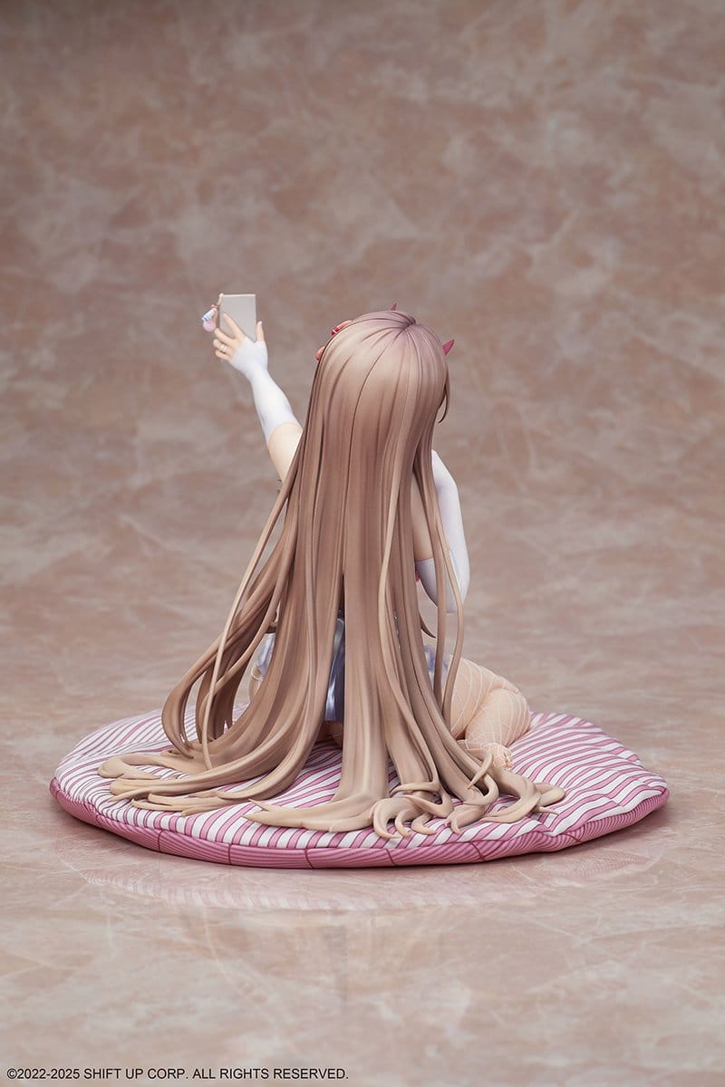 goddess of victory nikke viper scale figure ()